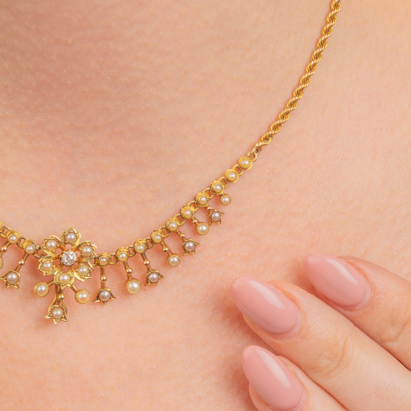 15ct Gold Edwardian Pearl Diamond Flower Necklace