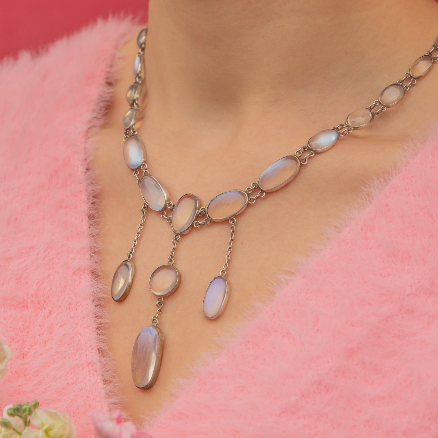 18 British Arts & Crafts Silver Moonstone Necklace, 71.70ct