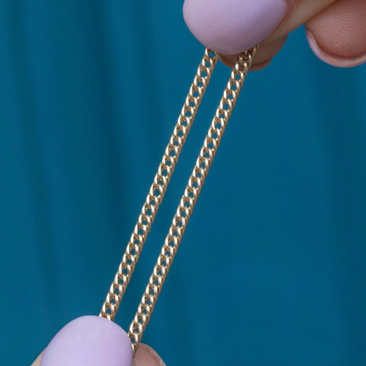 16 Antique 9ct Gold Curb Chain, 6.4g