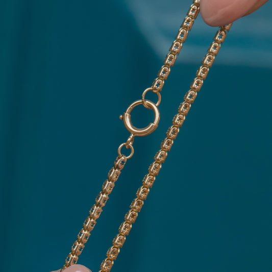 17 Antique 9ct Gold Pierced Star Chain